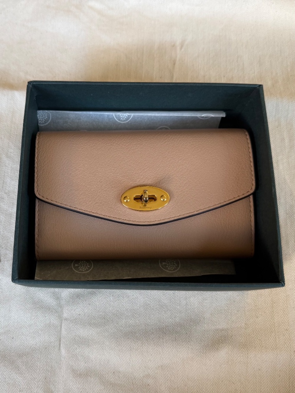 Mulberry - Medium Darley Wallet - Maple - Silky Calf - Picture 14 of 16
